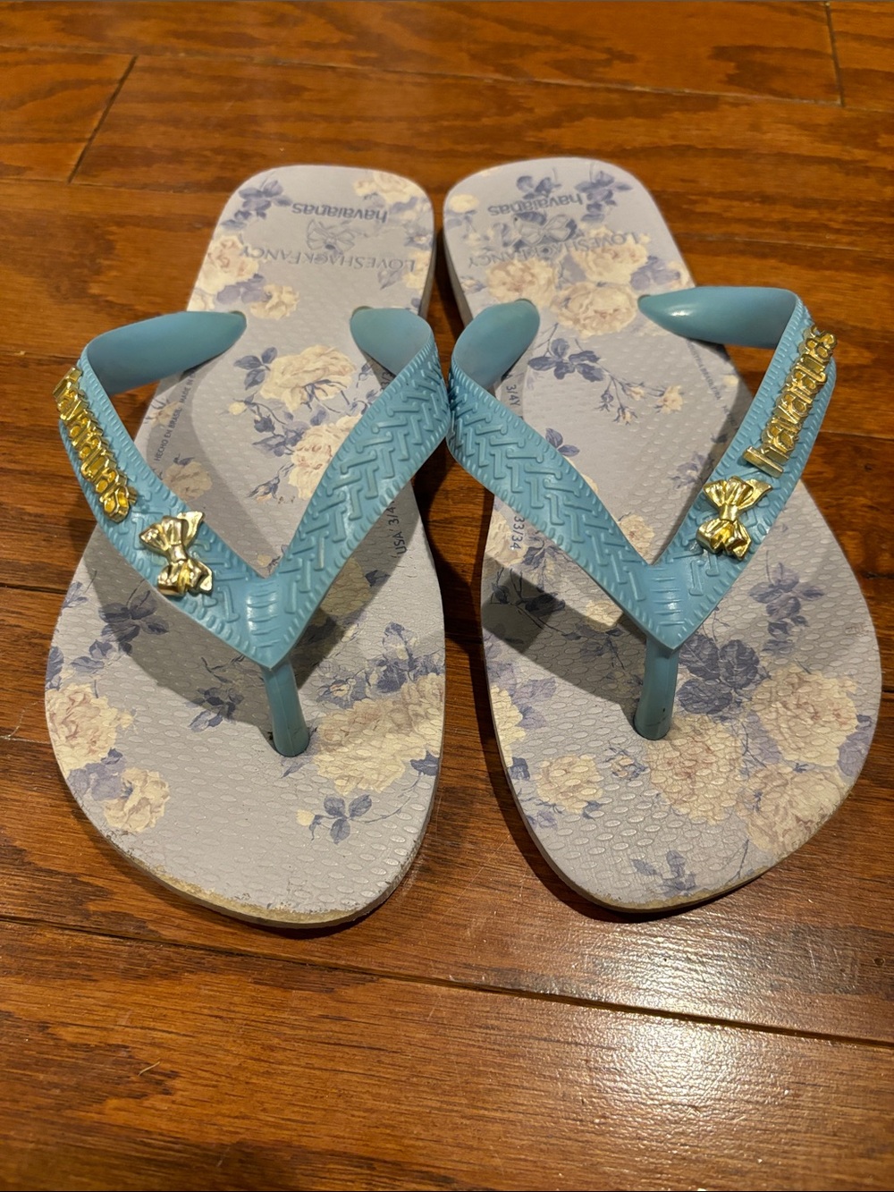 Havaianas Kids Floral Flip Flops in Light Blue and Gold - Picture 3 of 5